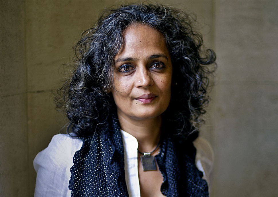 Conversa amb Arundhati Roy - Revolució o resistència?