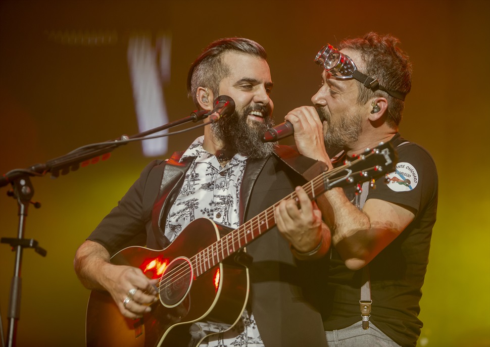 Santi Balmes, Julián Saldarriaga i Dani Ferrer de Love of Lesbian · Tempo Sota les Estrelles