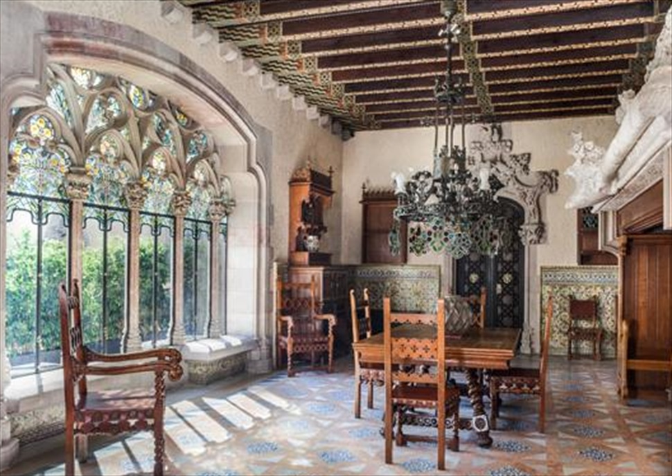 Cases Singulars per La Marató de TV3: Visites guiades a la Casa Museu Amatller