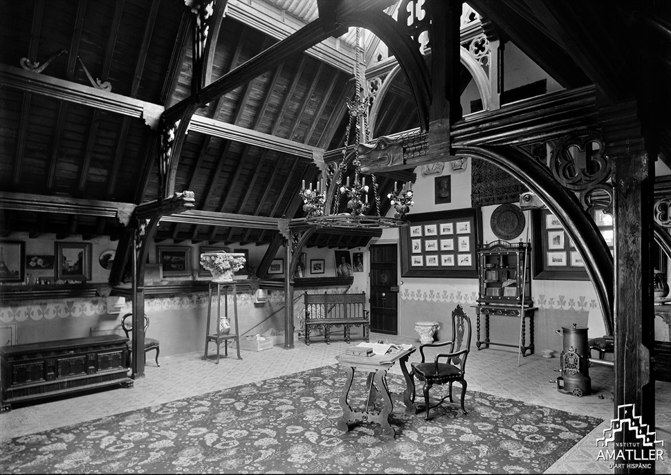 Visita guiada a la Casa Amatller i a l'estudi fotogràfic d'Antoni Amatller