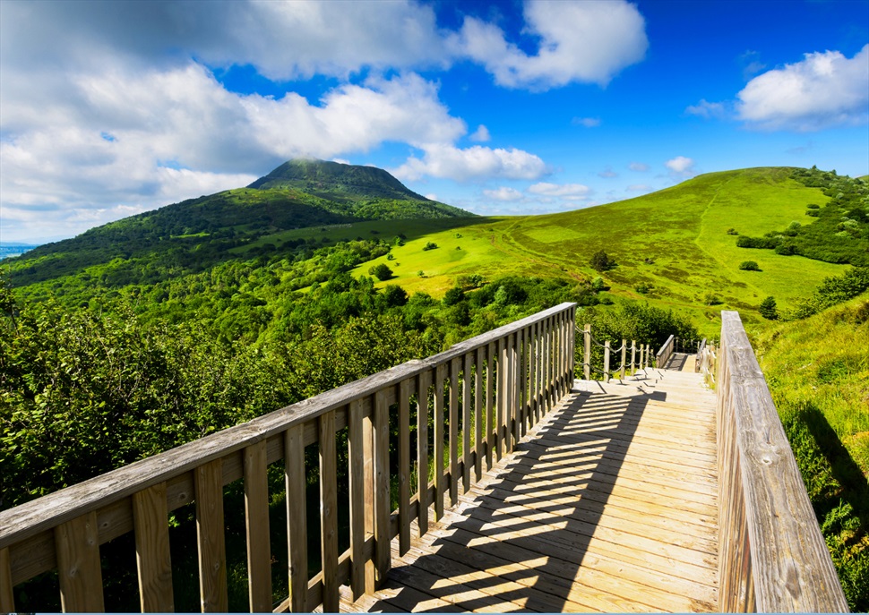 Viatja a Alvèrnia, Terra de volcans