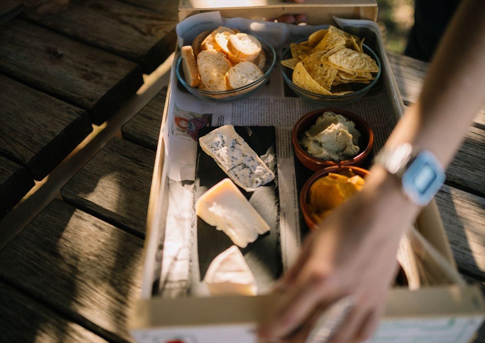 Tast de raïms i pícnic gourmet entre vinyes - Verema del cava 2024